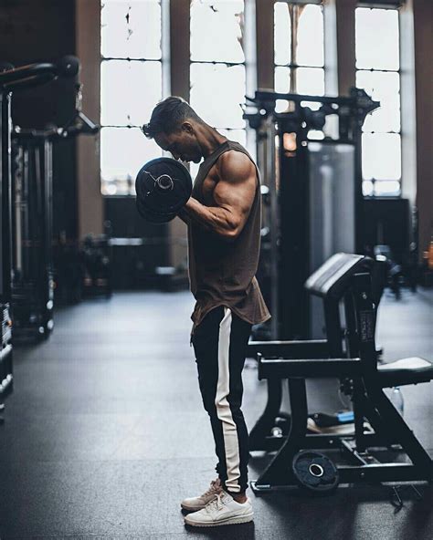 fotos en el gym hombres